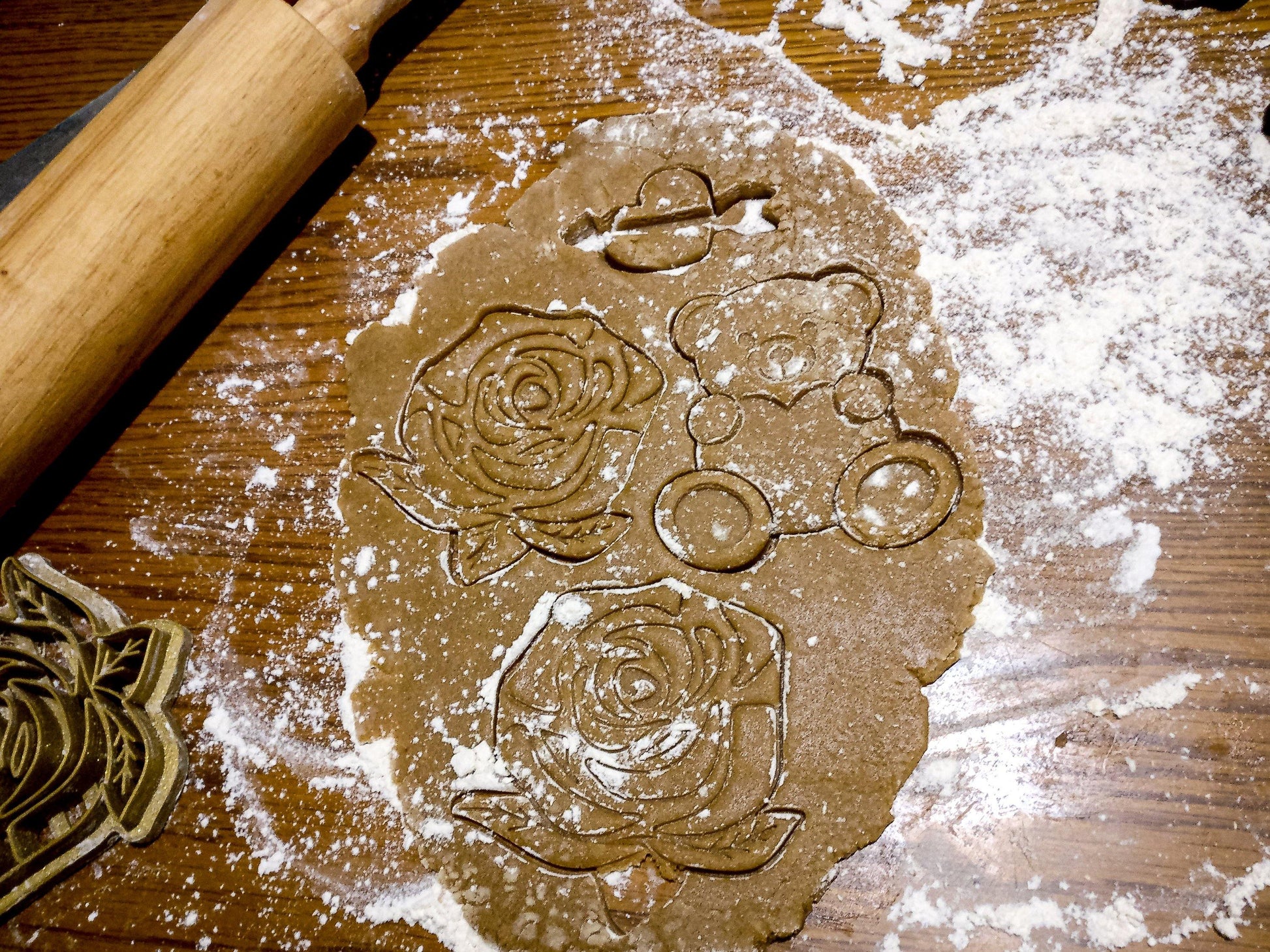 Rose Valentines Cookie Cutter Complex One Piece icing stamp | biscuits fondant clay cheese sugarpaste marzipan - Malta Cookie Cutters