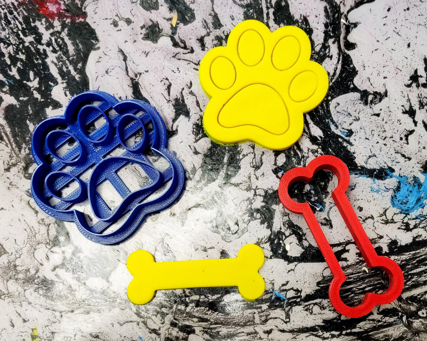 Dog Paw cookie cutter for pet lovers | biscuits fondant clay cheese sugarpaste marzipan Dog bone - Malta Cookie Cutters