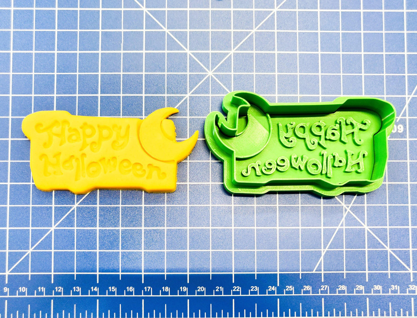 Happy Hlloween Cookie Cutter Text Season Greetings Custom Cookie Cutter - Malta Cookie Cutters