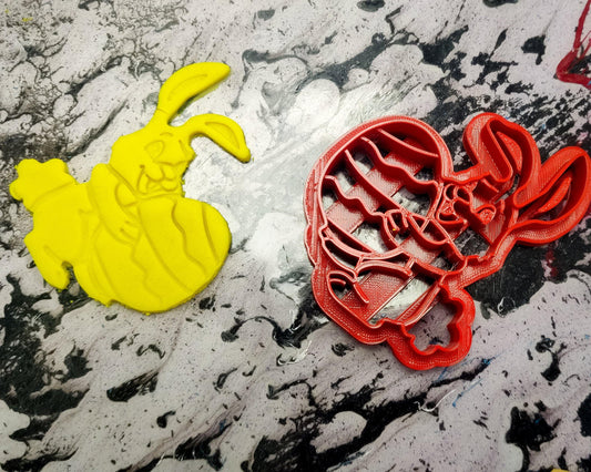 Easter Bunny cookie cutter - Easter cookie cutter - Rabbit cookie cutter - Bunny cookie cutter - Easter Bunny with Egg - Malta Cookie Cutters