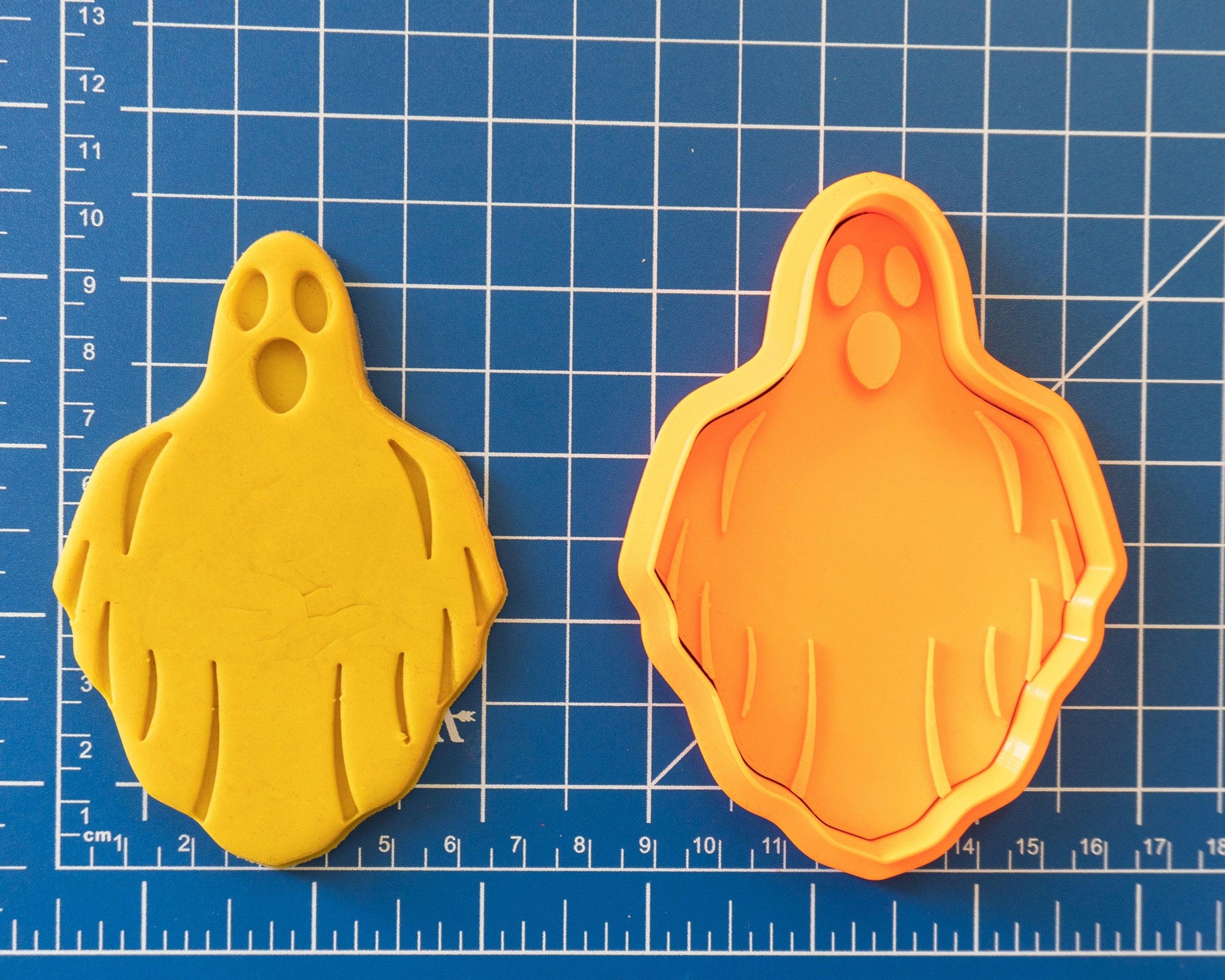 Spooky Ghost Cookie Cutter Fondant Cutter for Halloween Parties or Gift - Malta Cookie Cutters